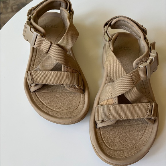 Hurricane Verge Sandal - Women's 8 - Picture 1 of 5